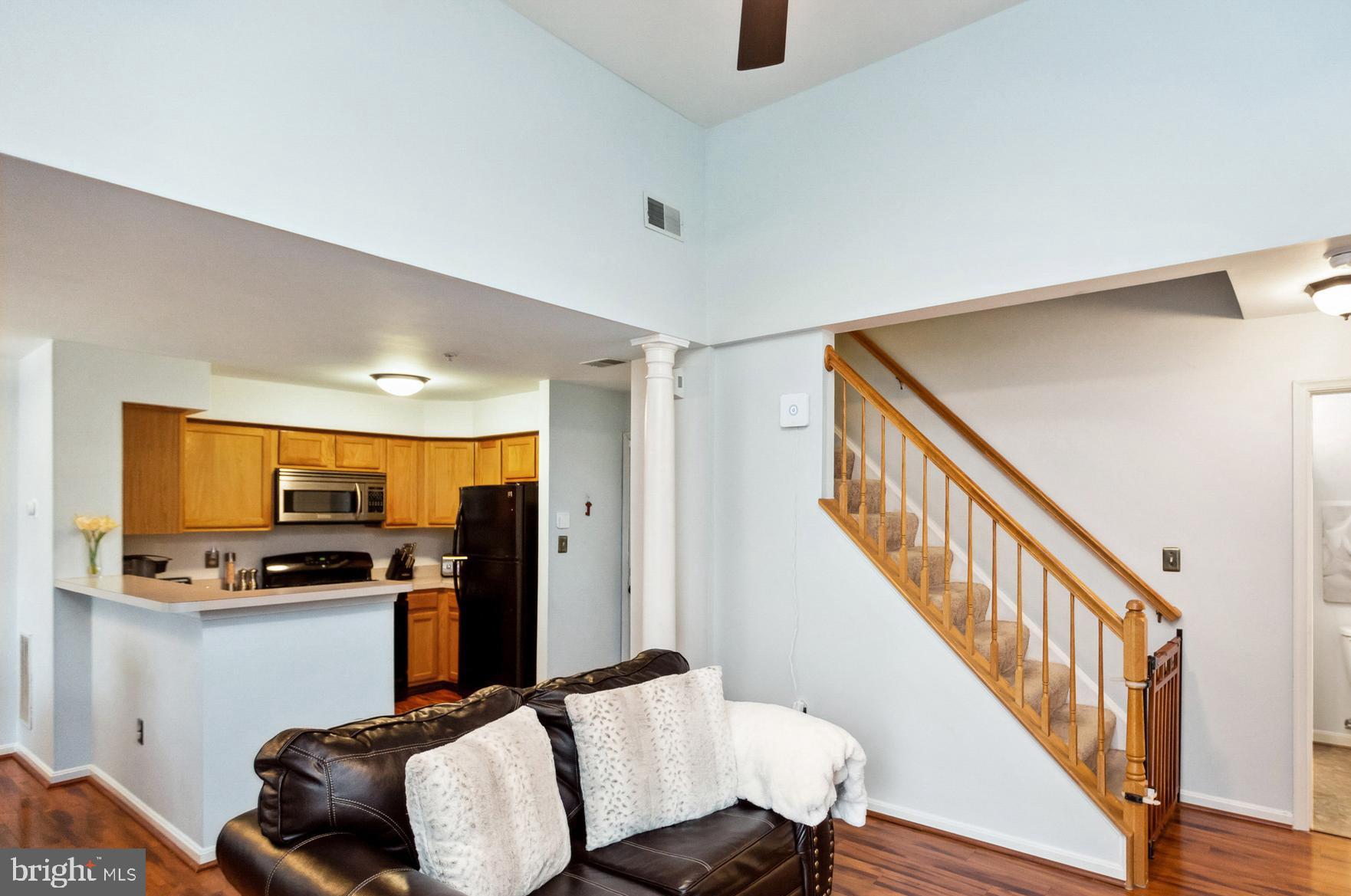 WOODVIEW VILLAGE - Residential