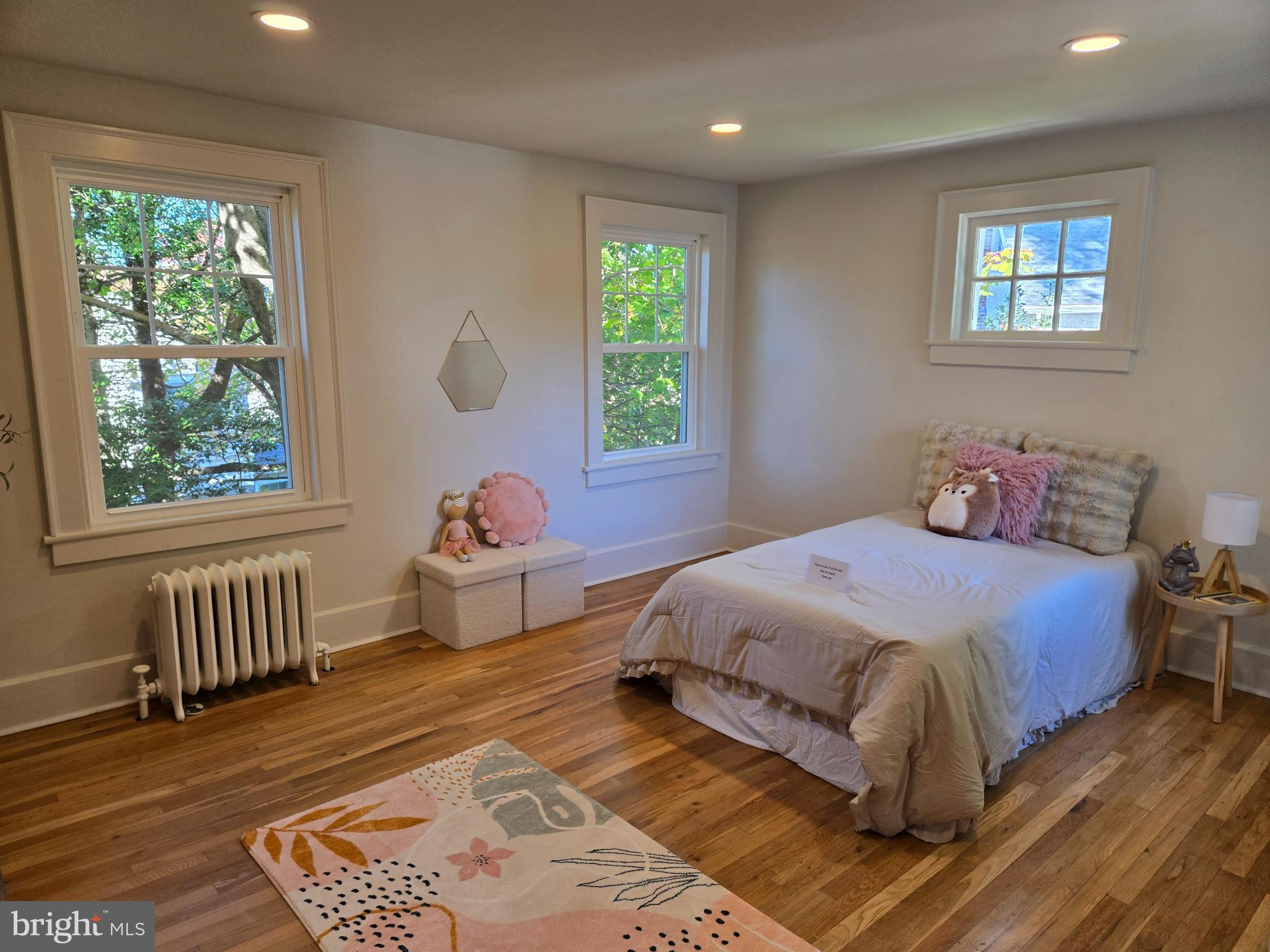 GLENSIDE - Residential