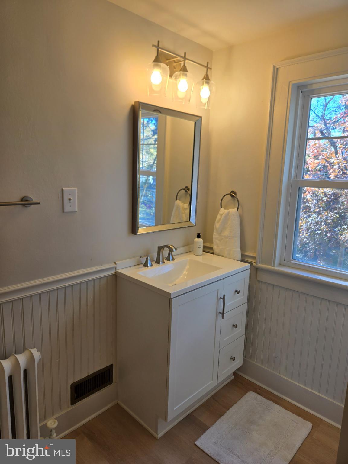 GLENSIDE - Residential