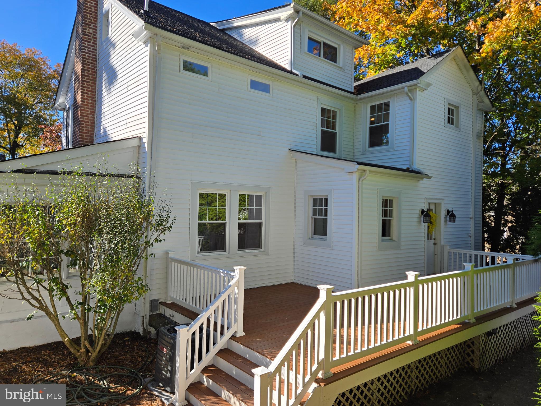 GLENSIDE - Residential