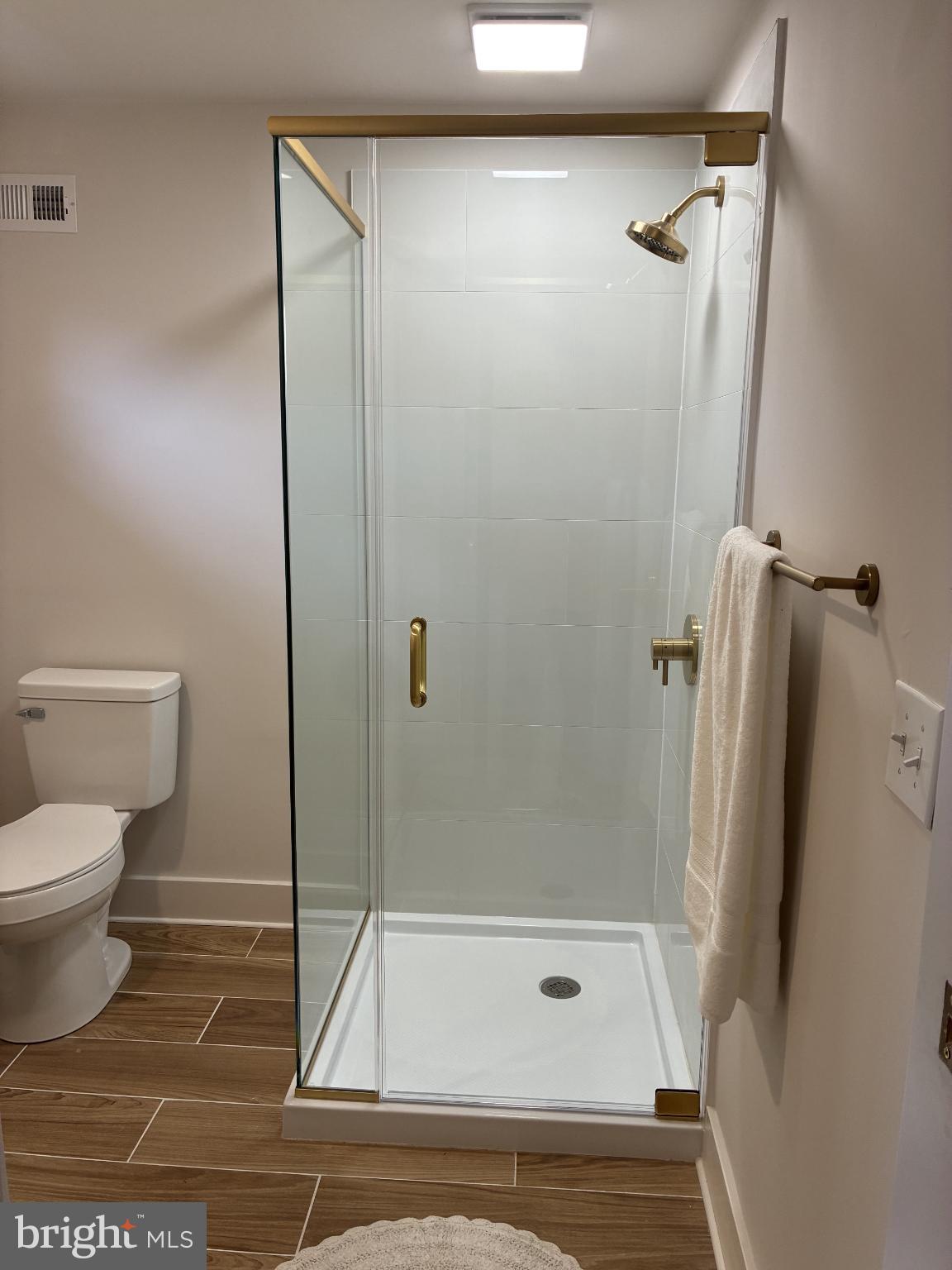 GLENSIDE - Residential