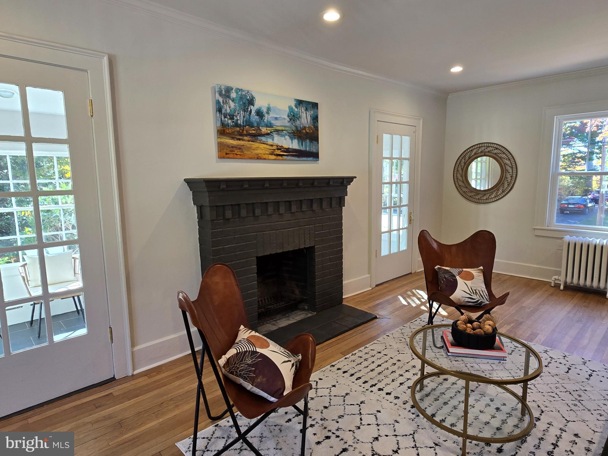 GLENSIDE - Residential