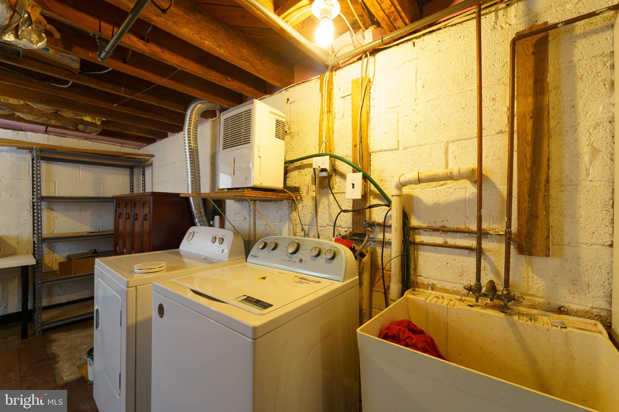 VEIRS MILL VILLAGE - Residential Lease