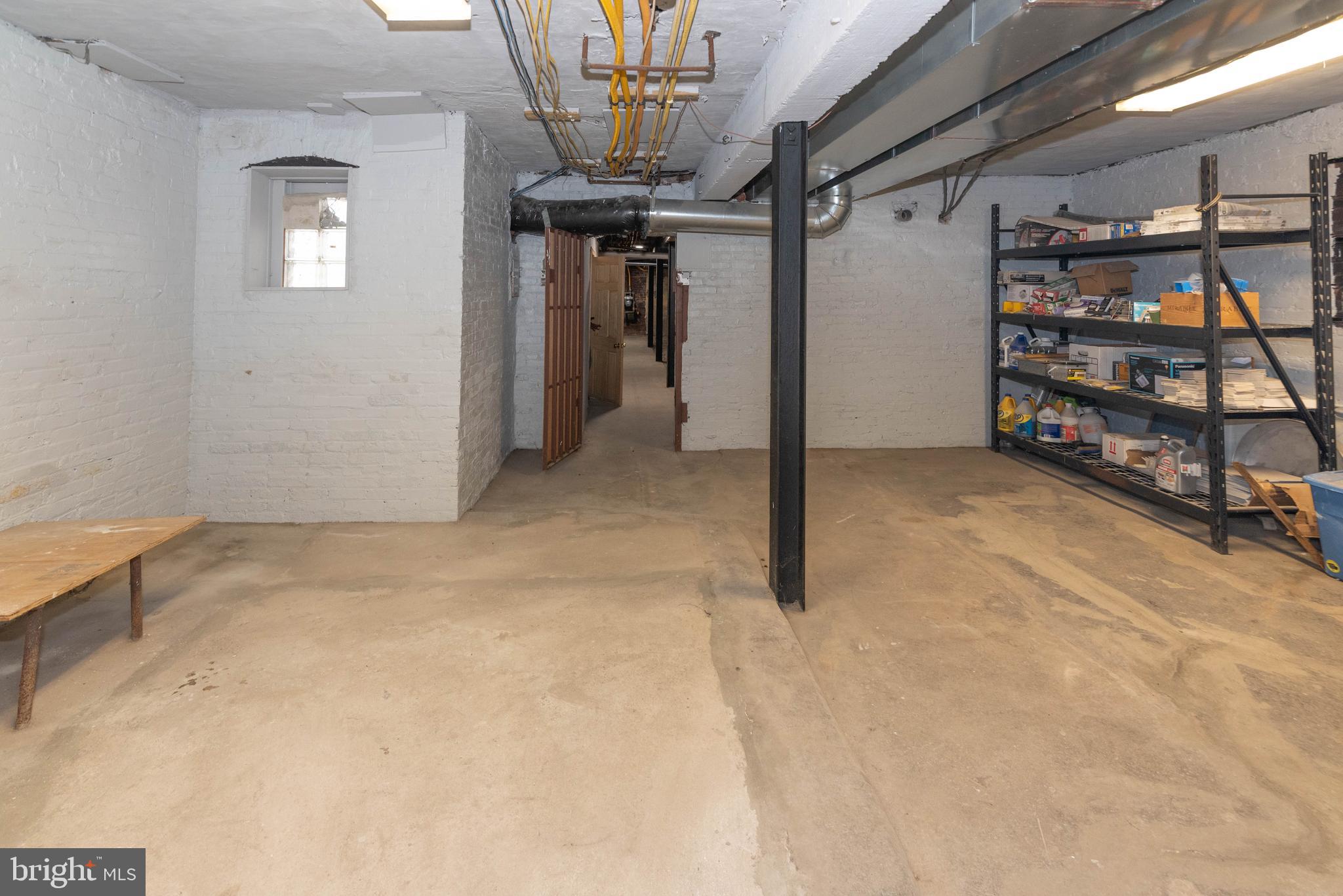 RESERVOIR HILL - Commercial Sale