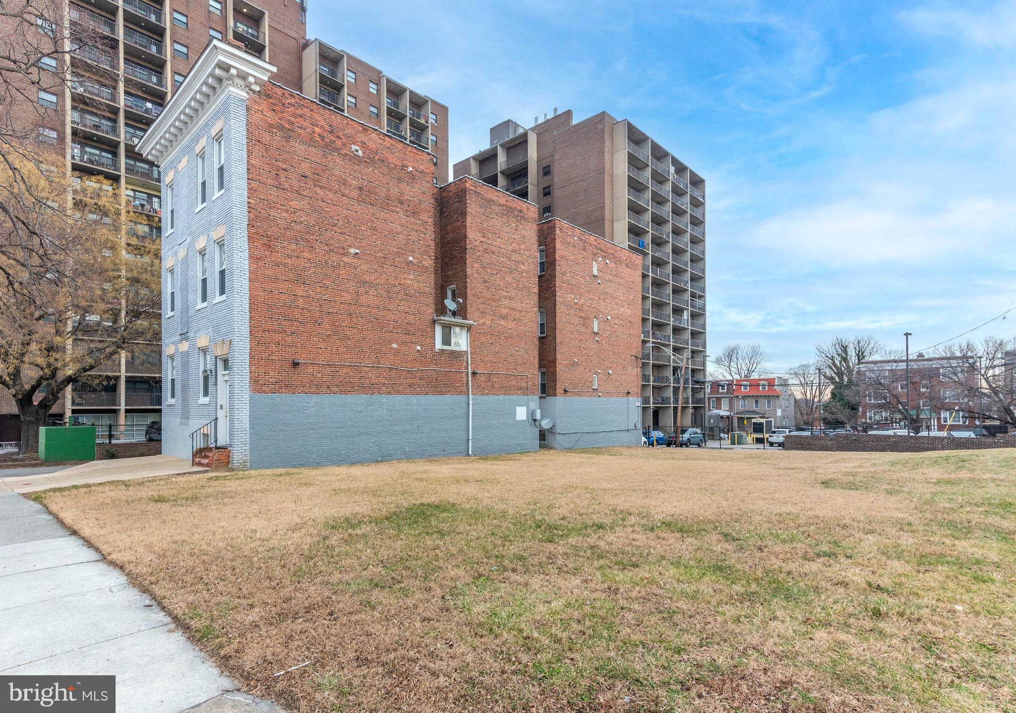 RESERVOIR HILL - Commercial Sale