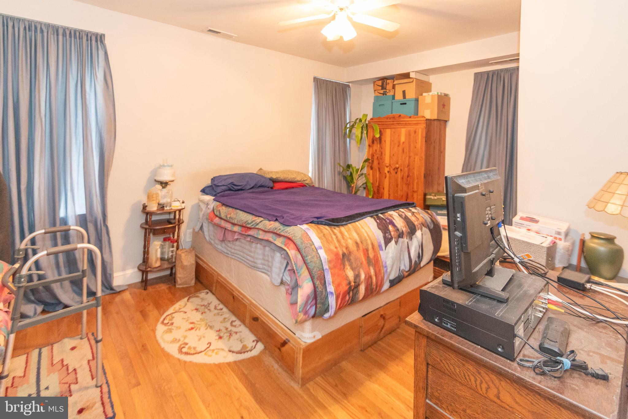 RESERVOIR HILL - Commercial Sale