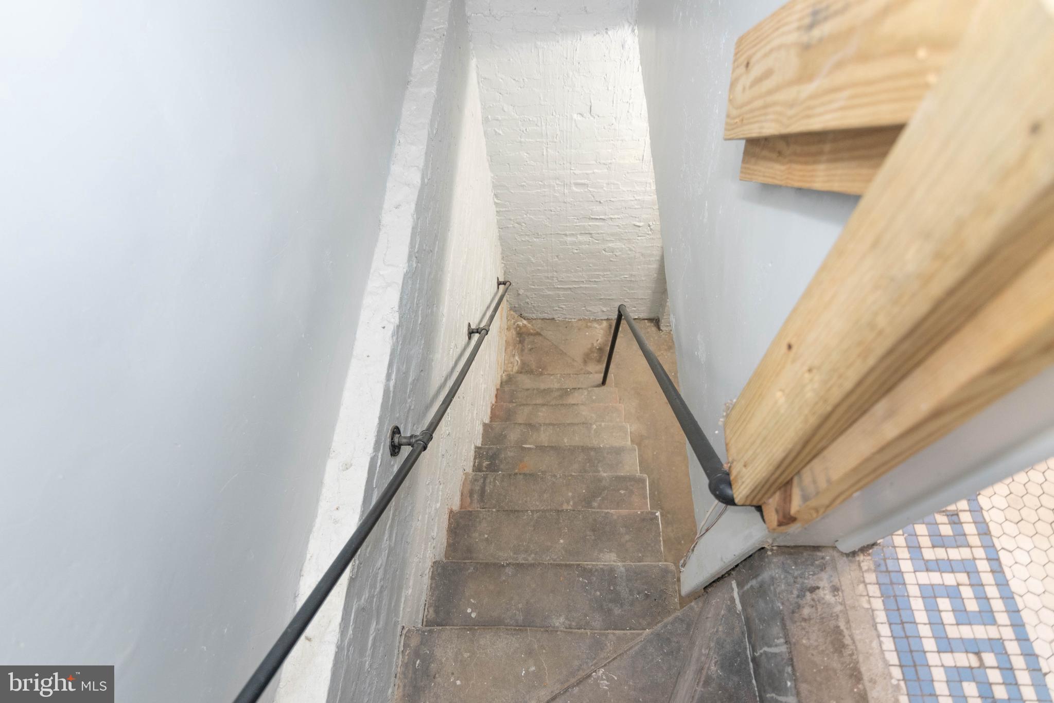 RESERVOIR HILL - Commercial Sale