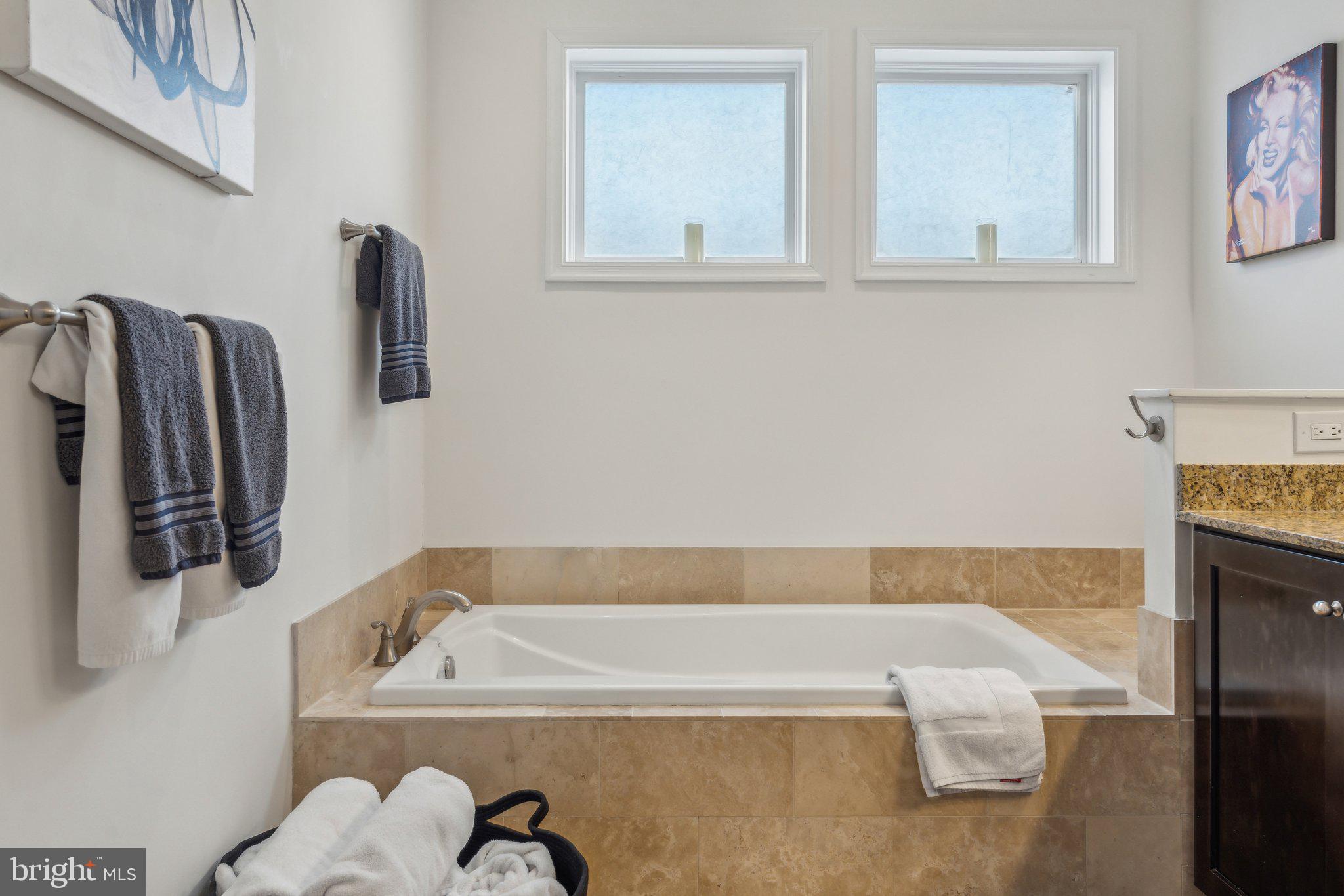 RHODES HILL SQUARE - Residential