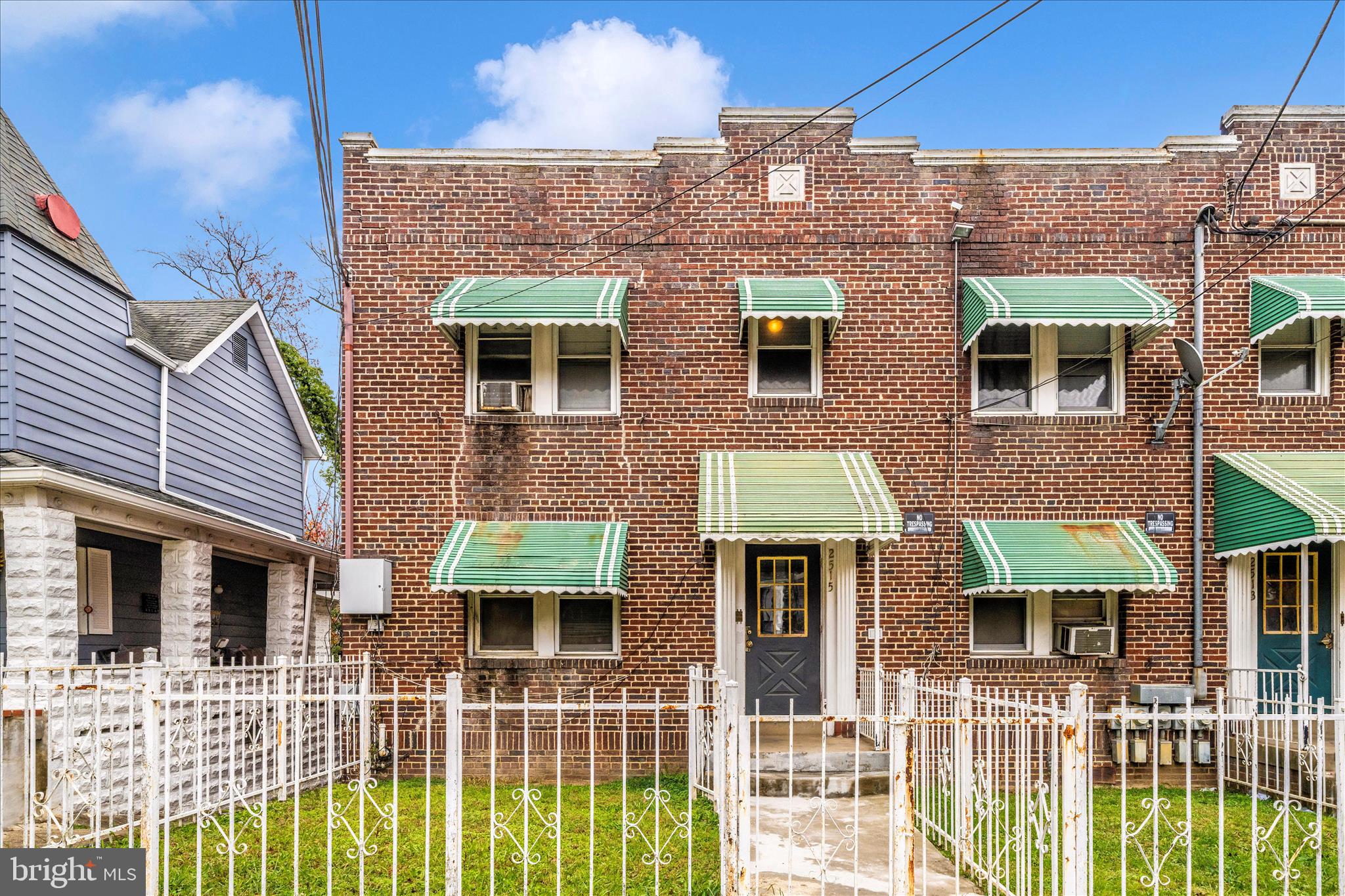 2513-2515 22ND STREET NE