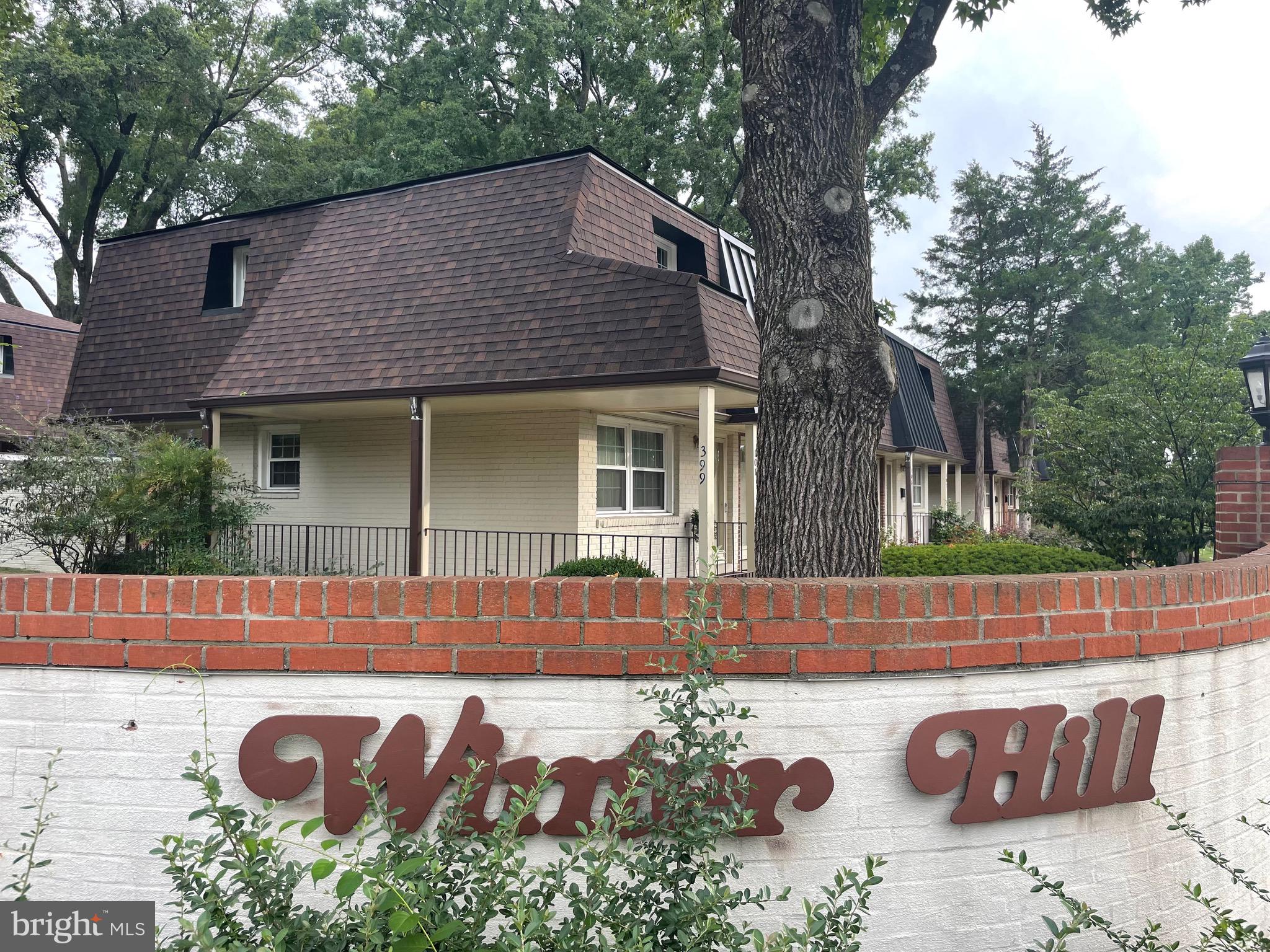 WINTER HILL - Residential Lease