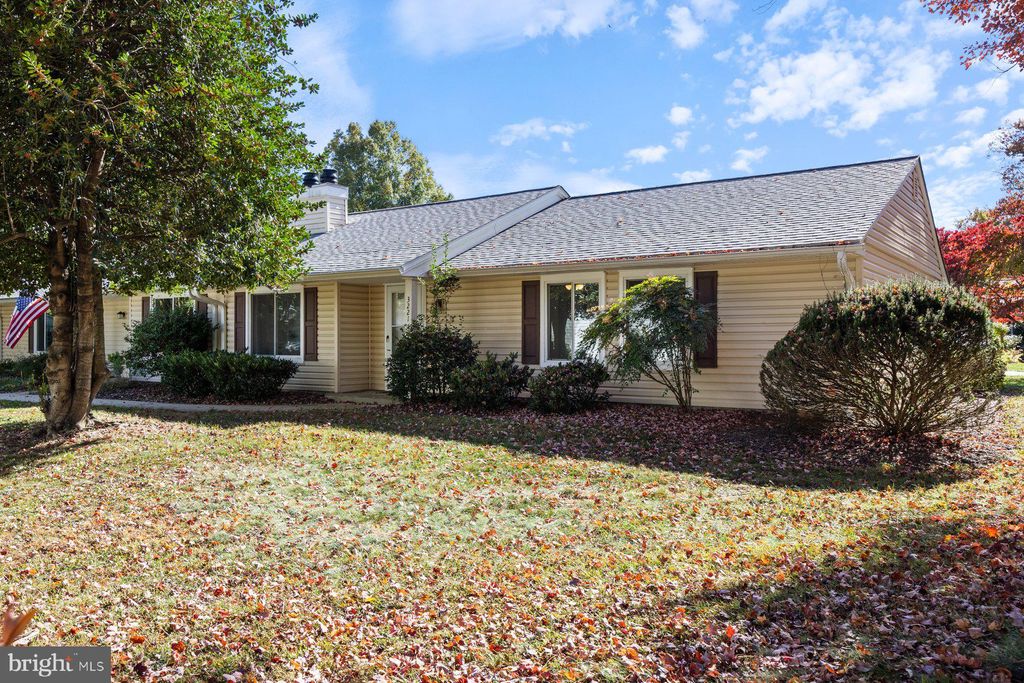 Photo of 3221 Ludham Drive #191-A, SILVER SPRING, MD 20906 (MLS # MDMC2205498)