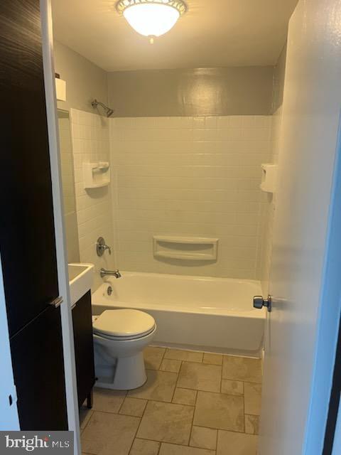 EASTWOOD HEIGHTS - Residential Lease