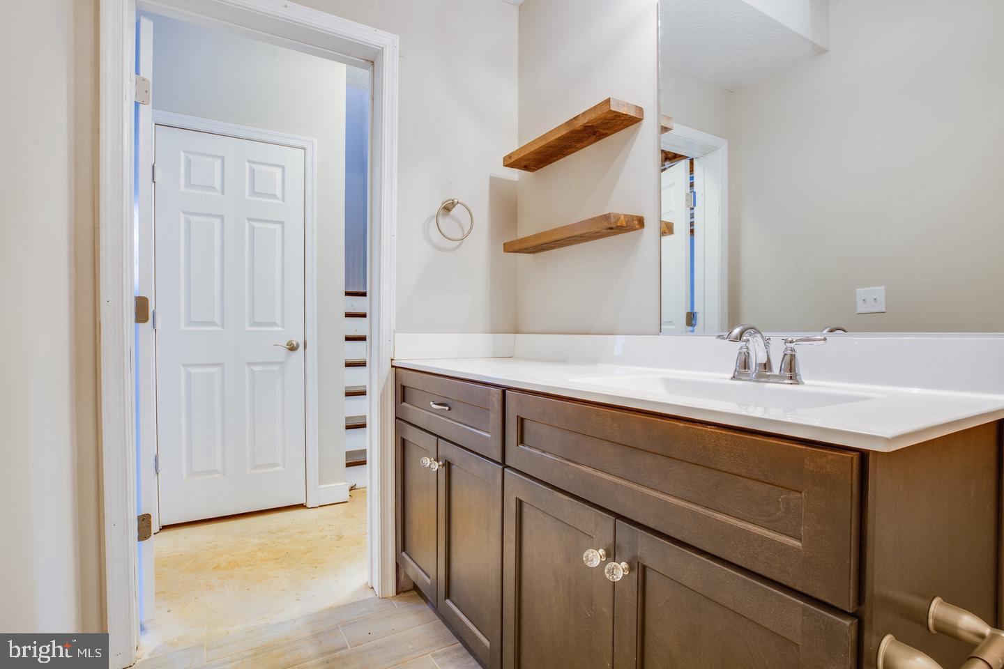 LAKE LAND OR - Residential