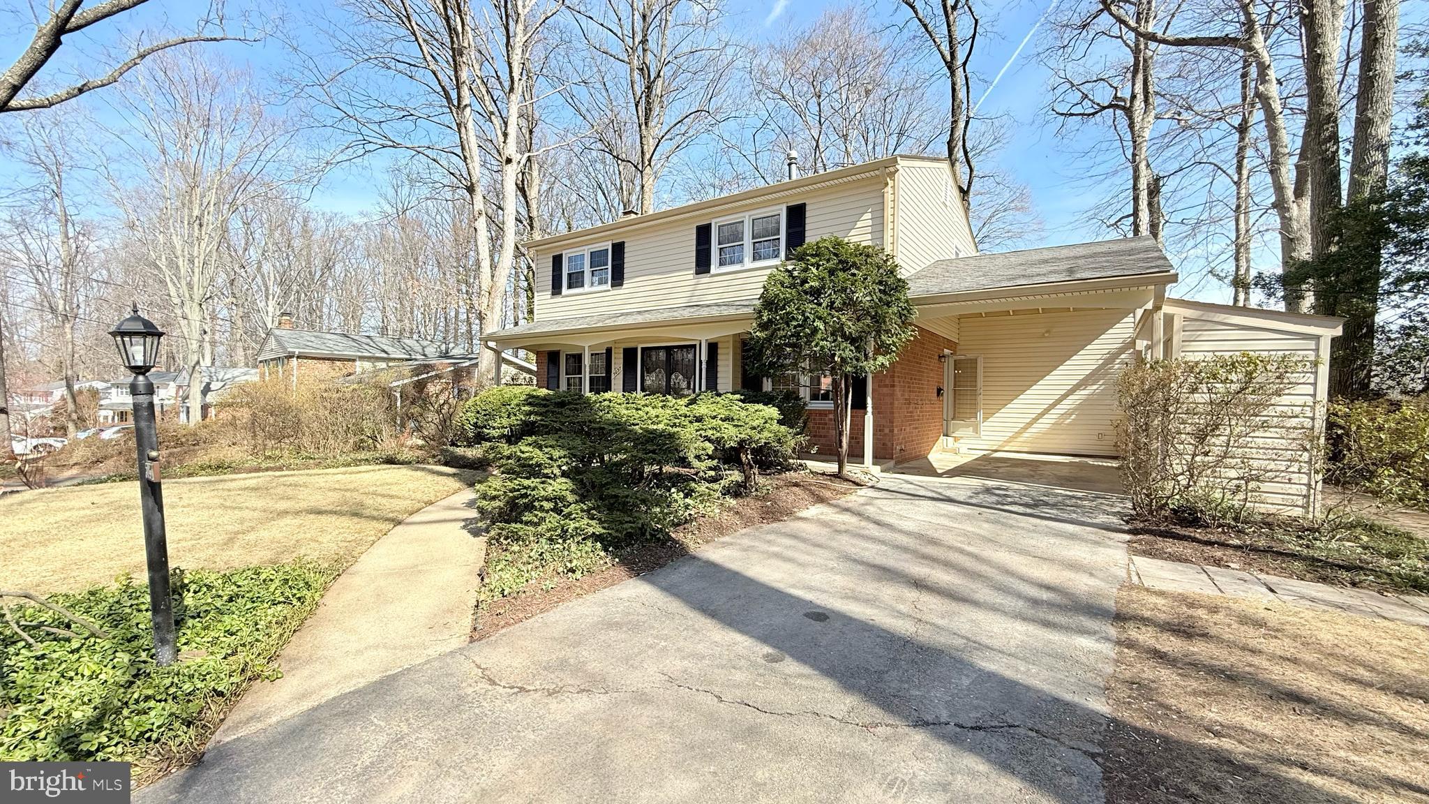 5037 LINETTE LANE