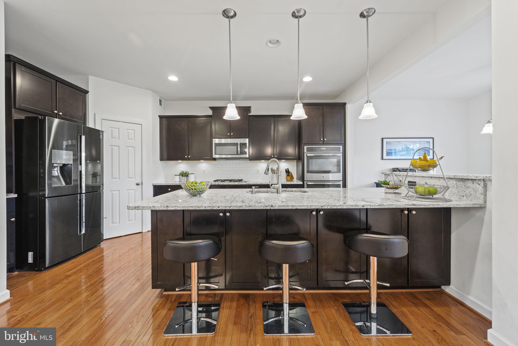 PMW FARMS - Residential