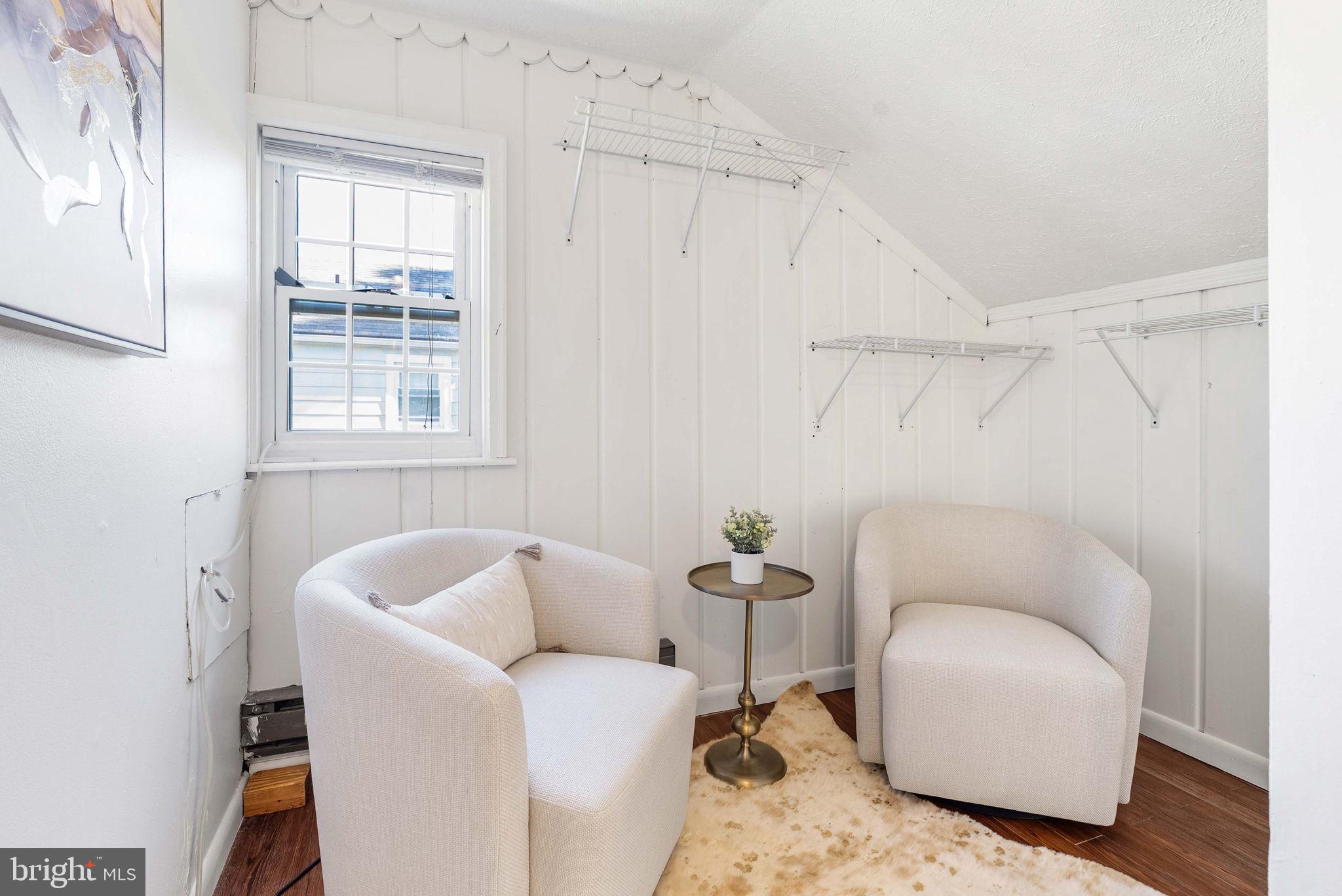 RIVERDALE PARK - Residential