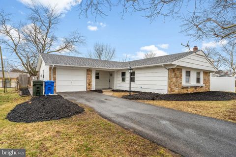 111 HAZELWOOD CIRCLE WILLINGBORO NJ 08046