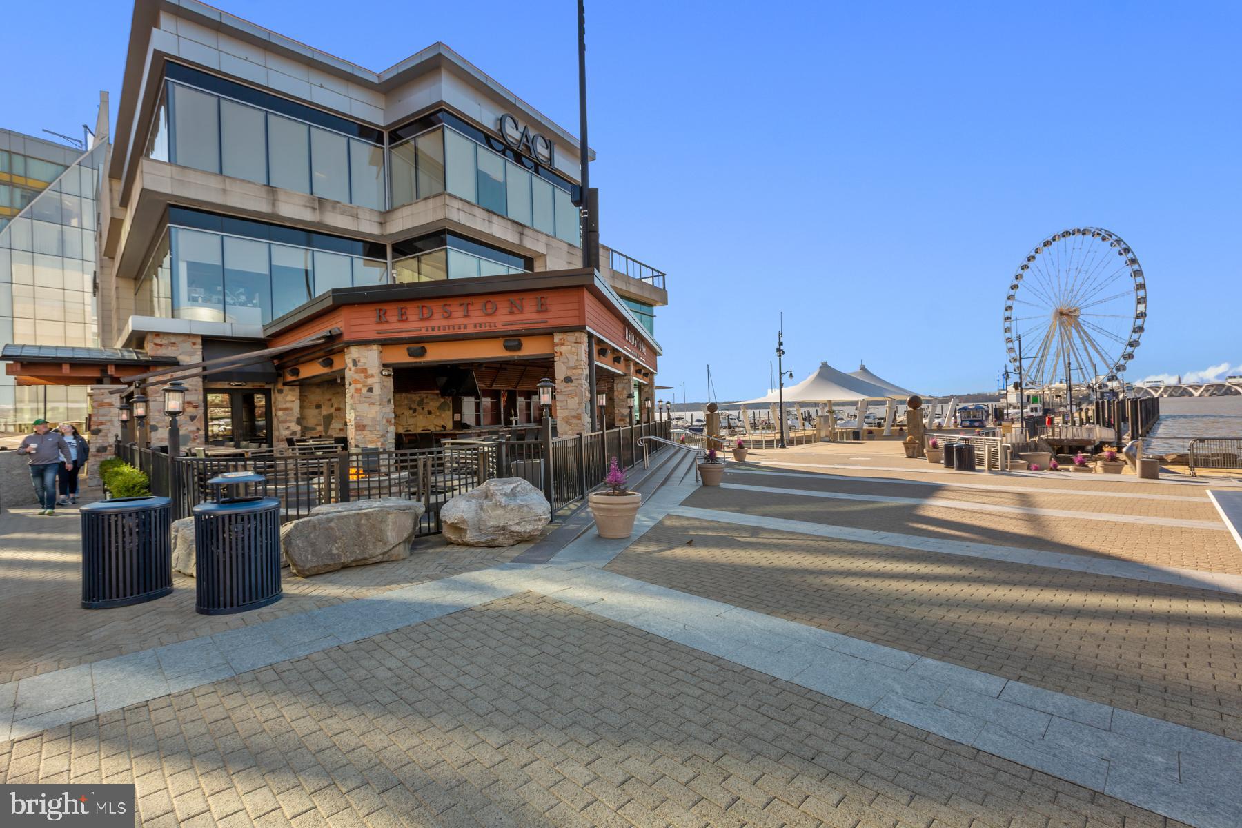 LIVINGSTON PARK - Residential