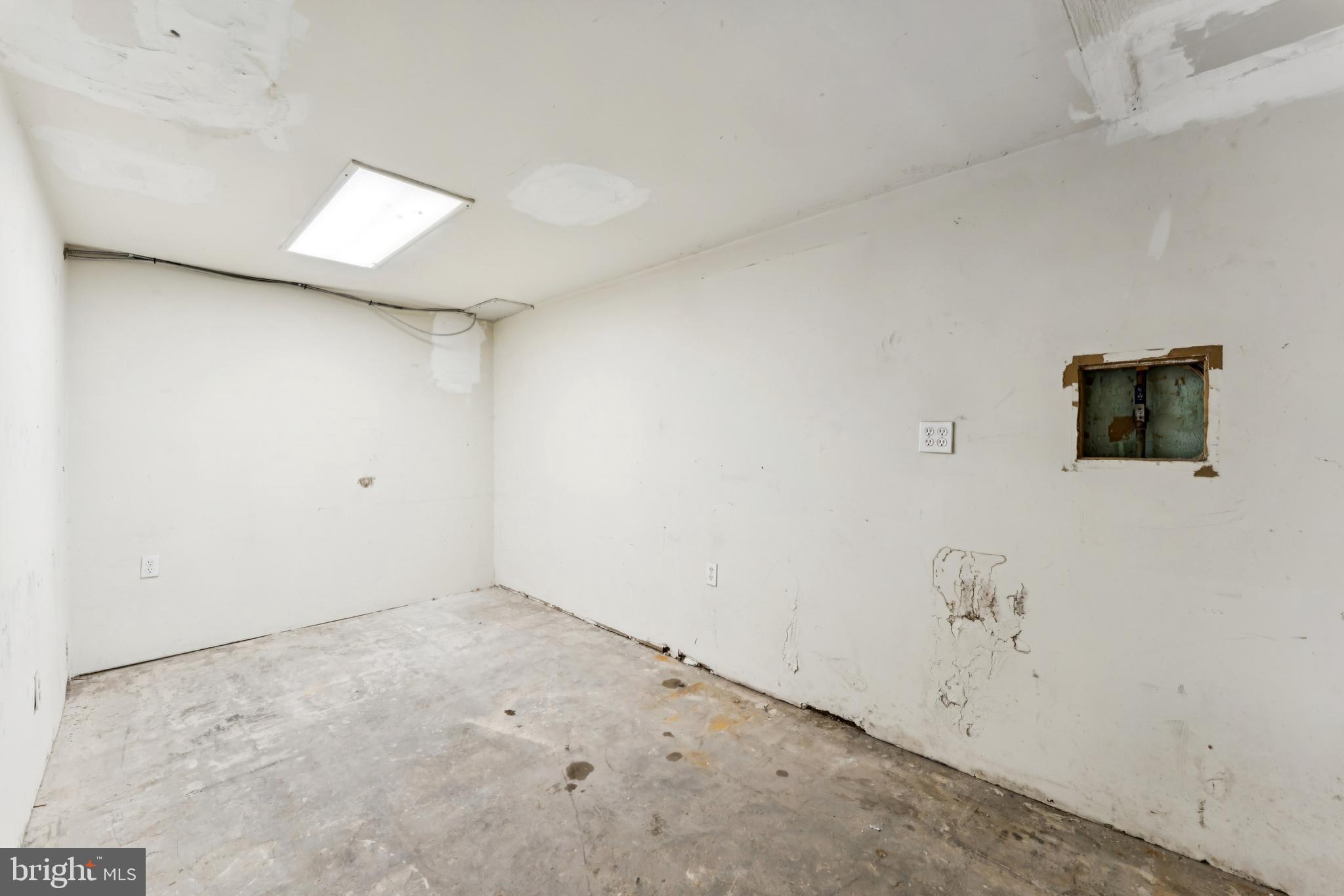 LIVINGSTON PARK - Residential