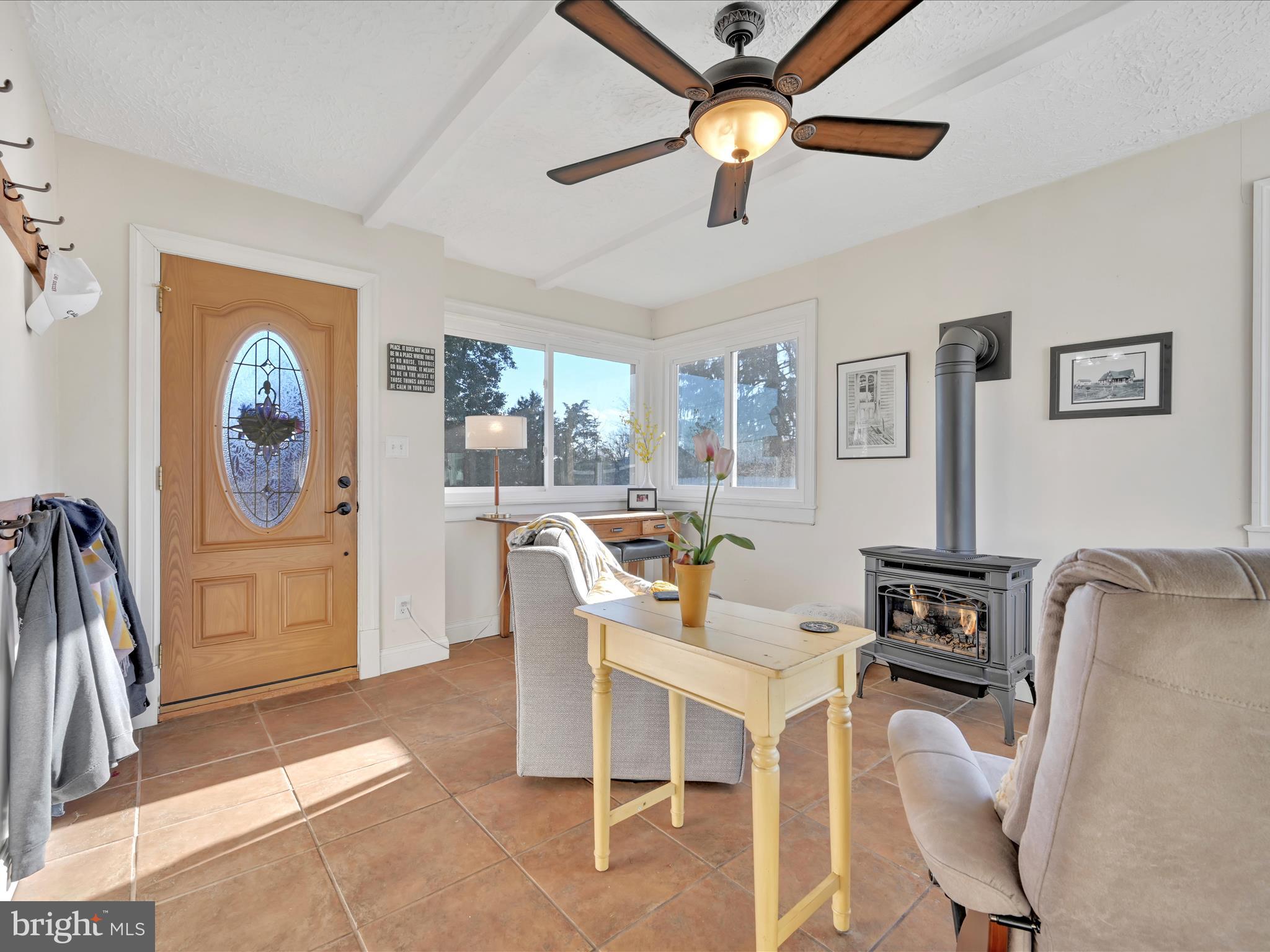 ELIZABETHTOWN BOROUGH - Residential