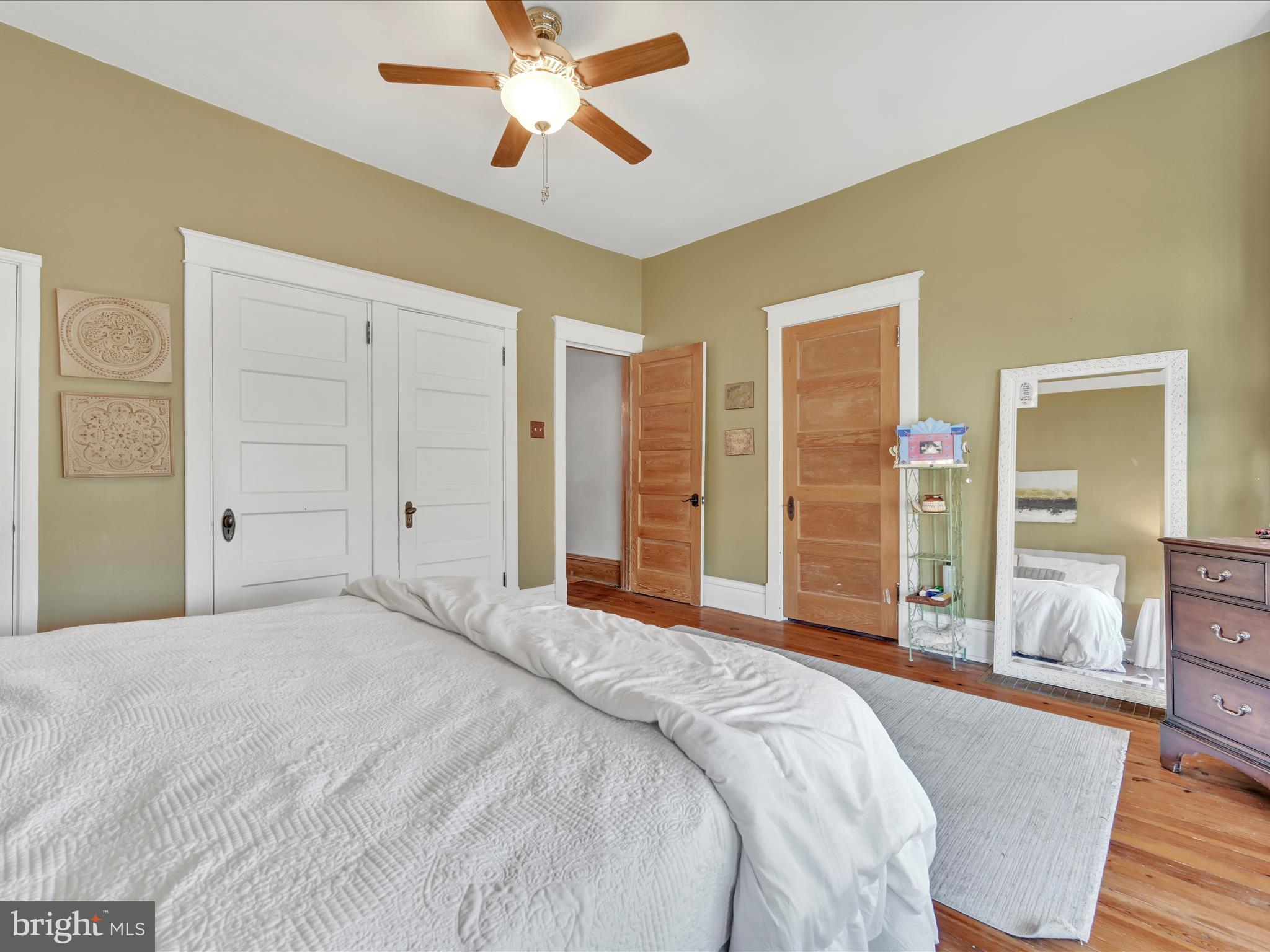 ELIZABETHTOWN BOROUGH - Residential