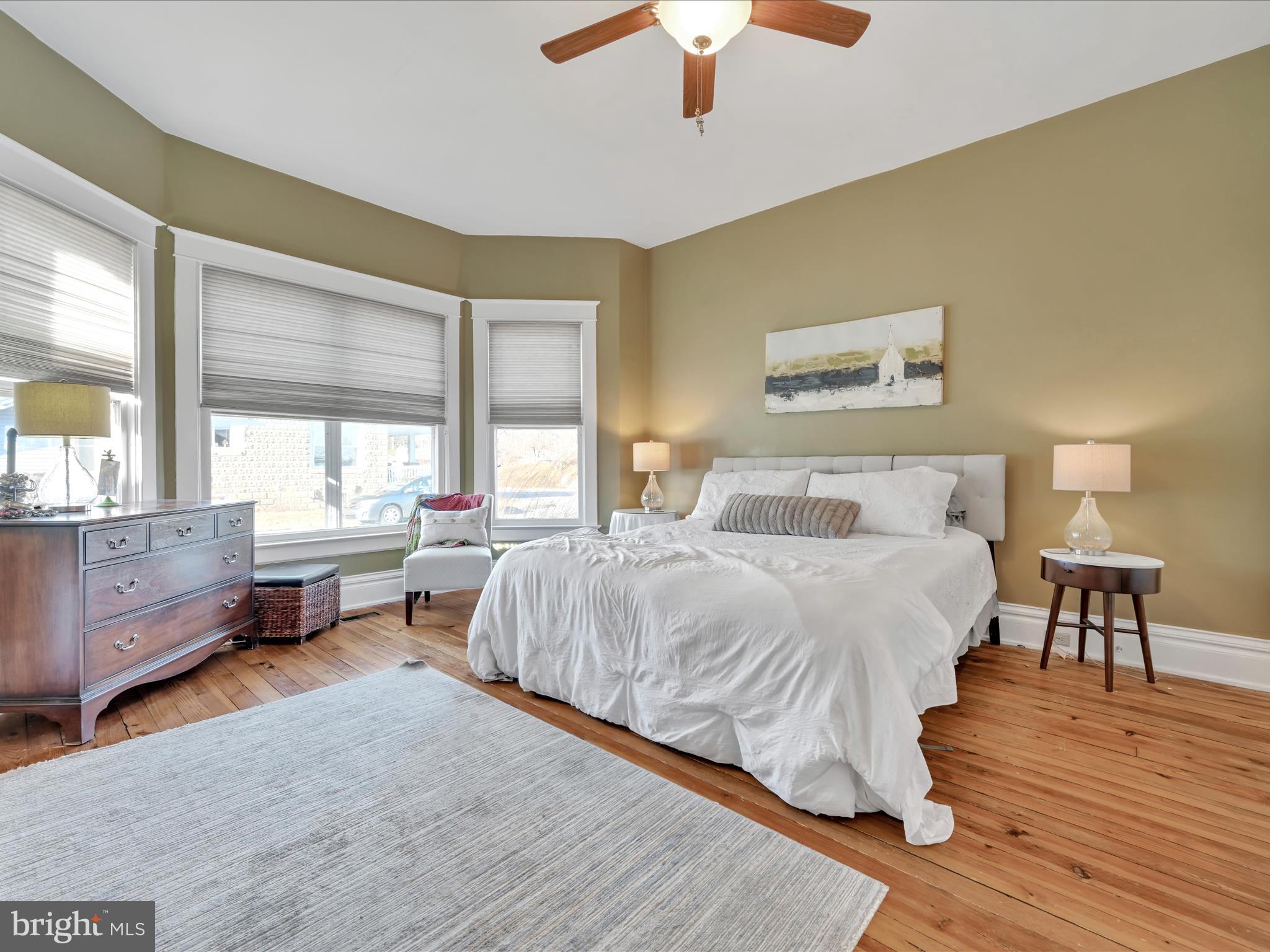 ELIZABETHTOWN BOROUGH - Residential