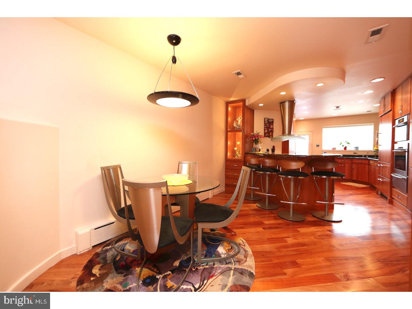 PHILADELPHIA (SOUTH) - Residential