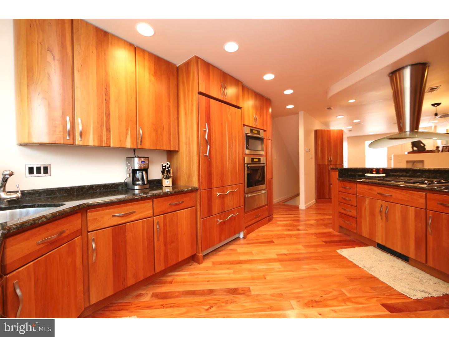 PHILADELPHIA (SOUTH) - Residential