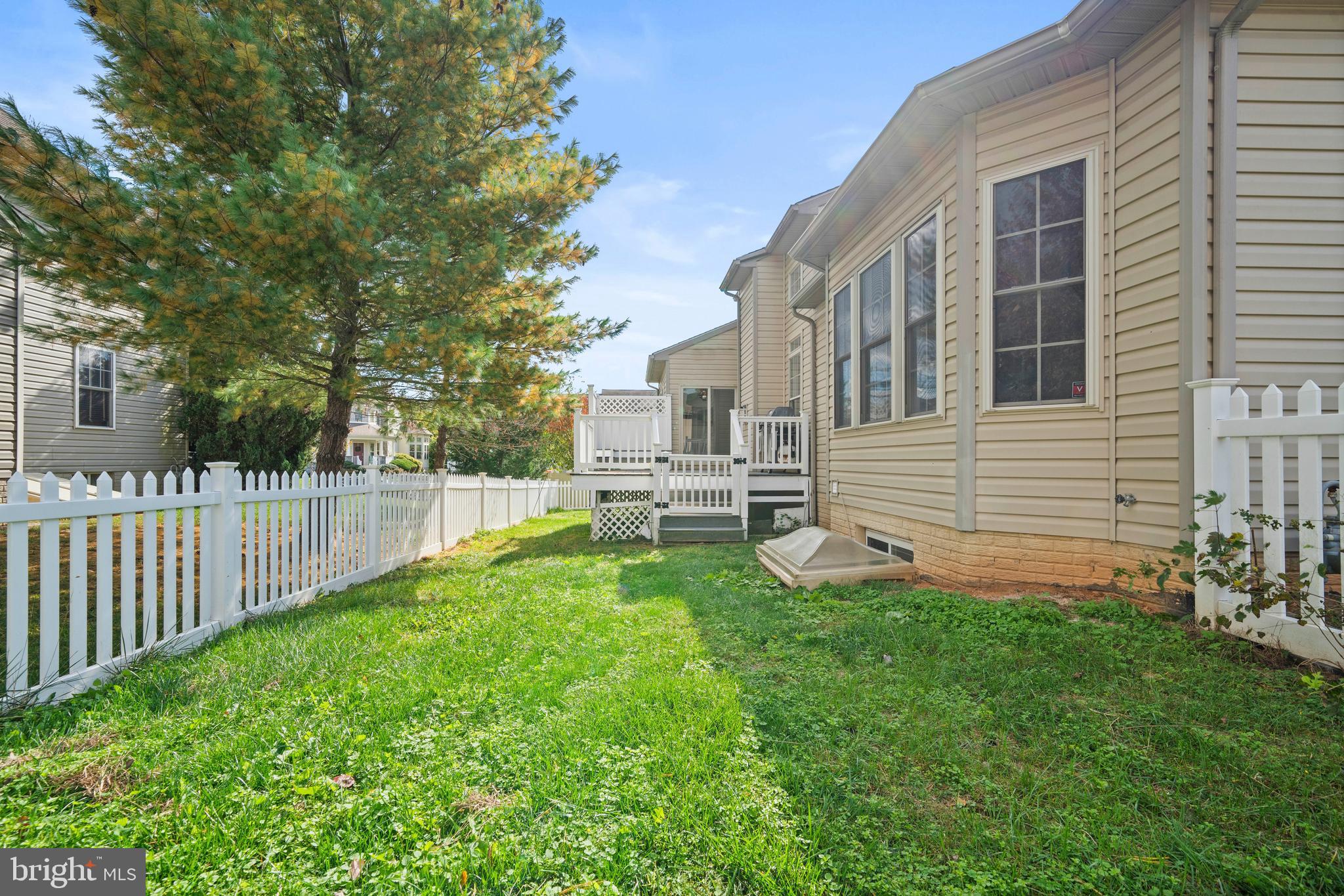 PARK PLACE AT MILL ISLAND - Residential