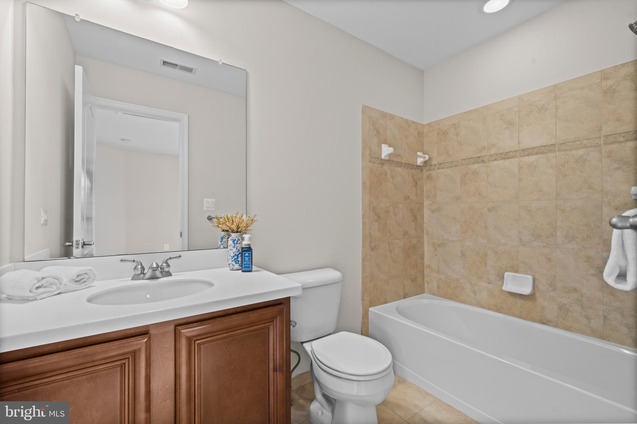 PARK PLACE AT MILL ISLAND - Residential