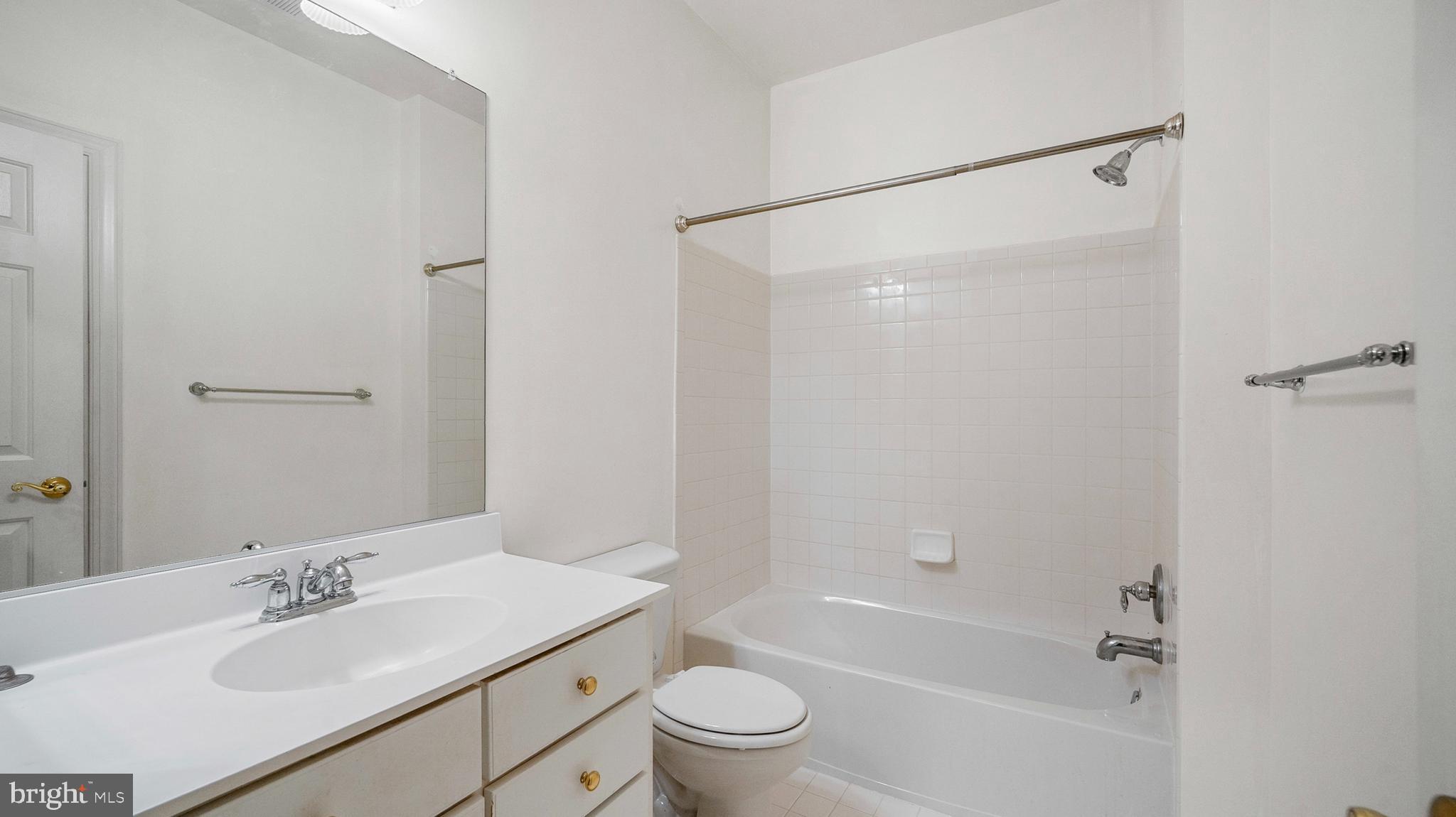 PIKESVILLE - Residential