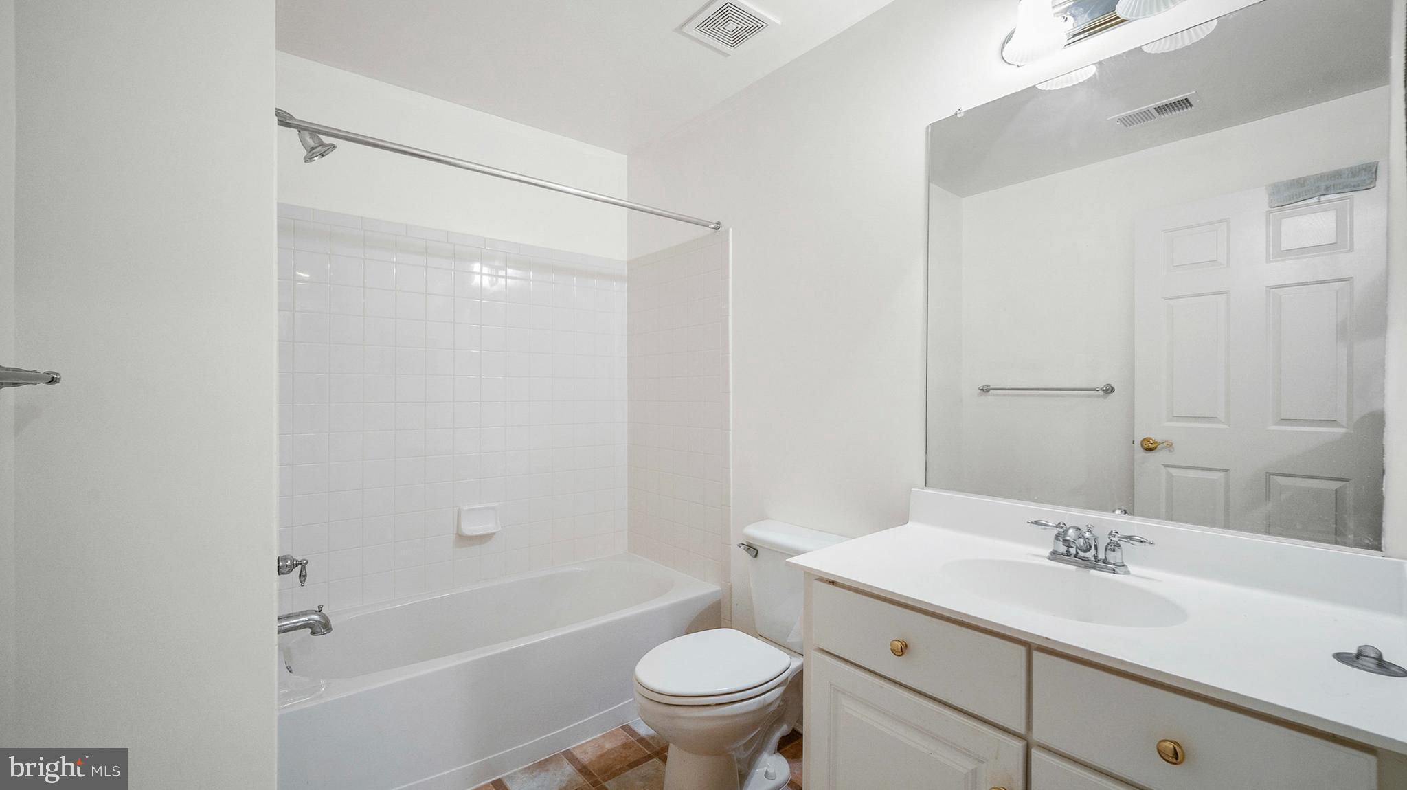 PIKESVILLE - Residential