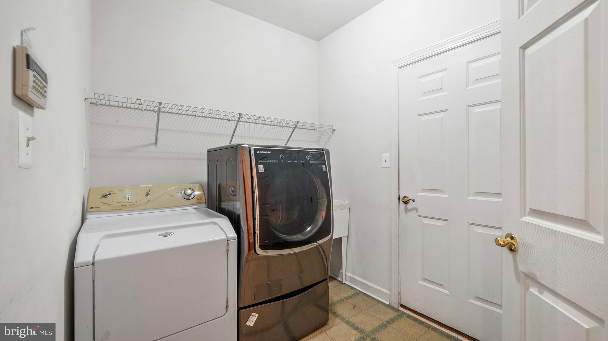 PIKESVILLE - Residential