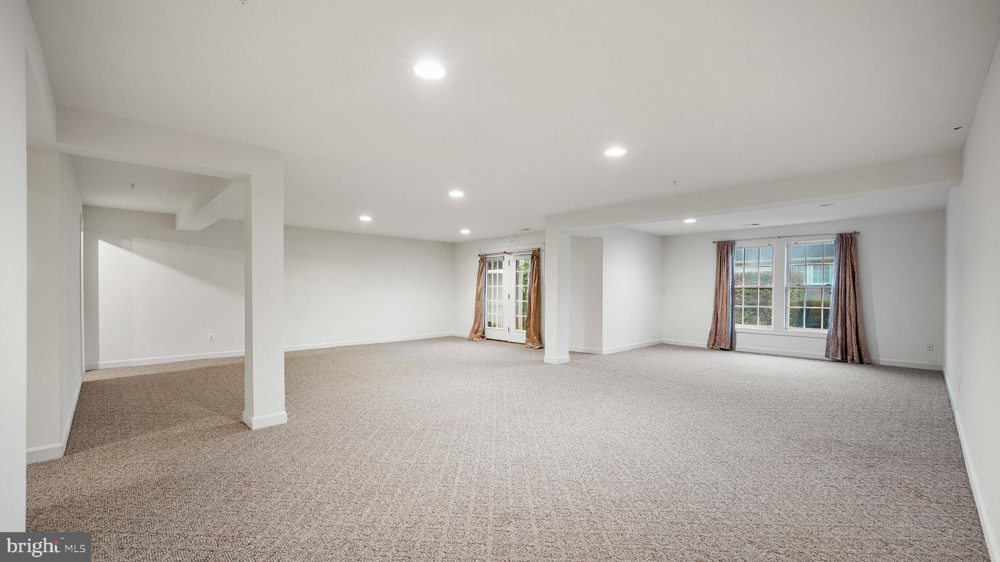 PIKESVILLE - Residential