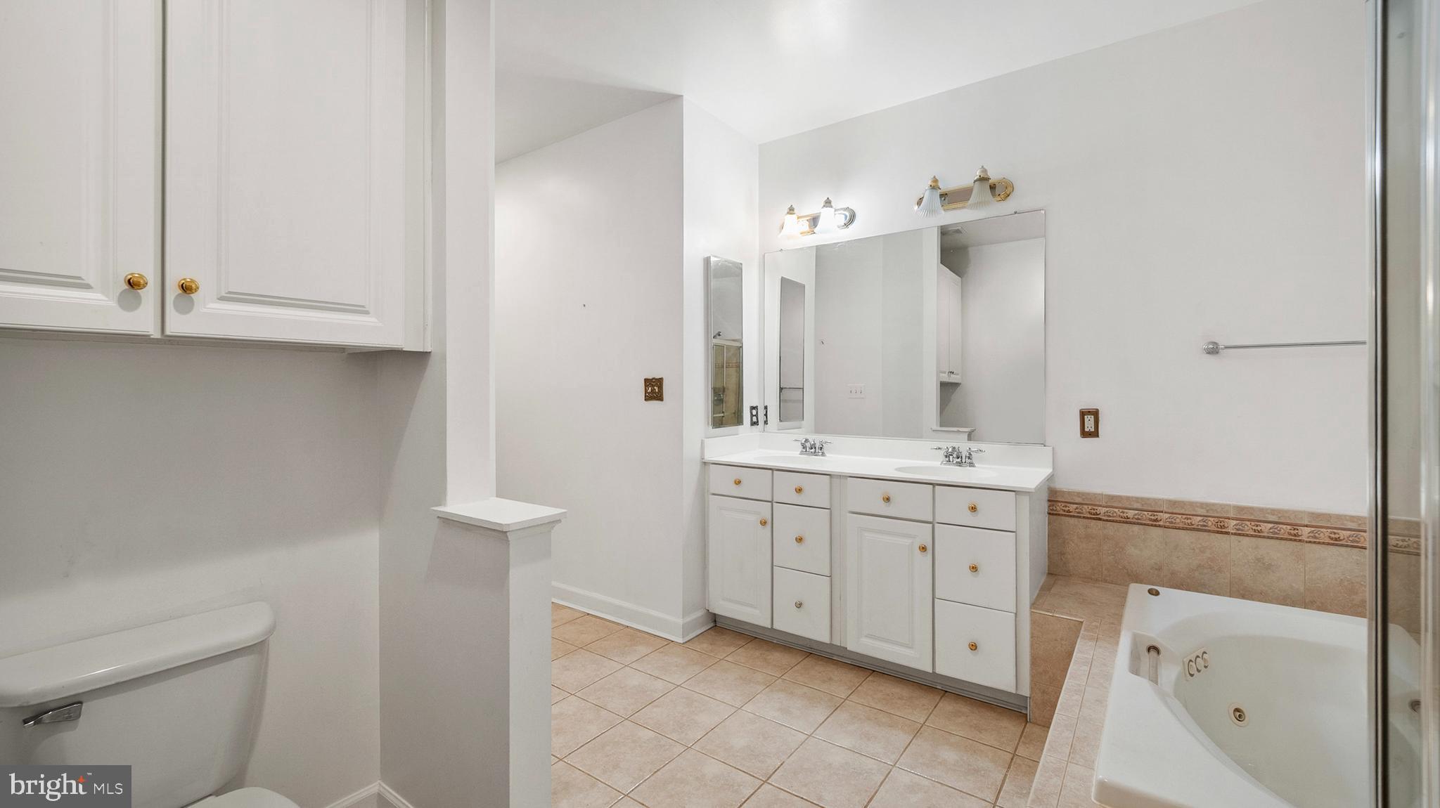 PIKESVILLE - Residential