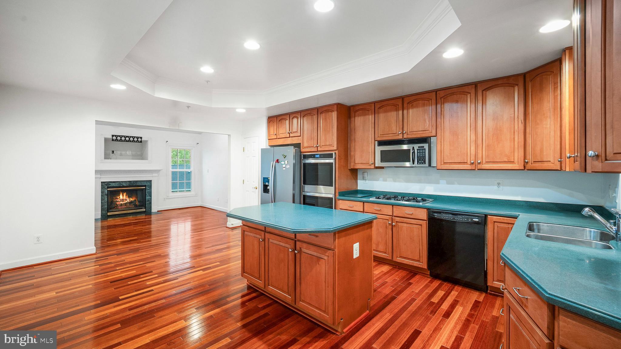 PIKESVILLE - Residential