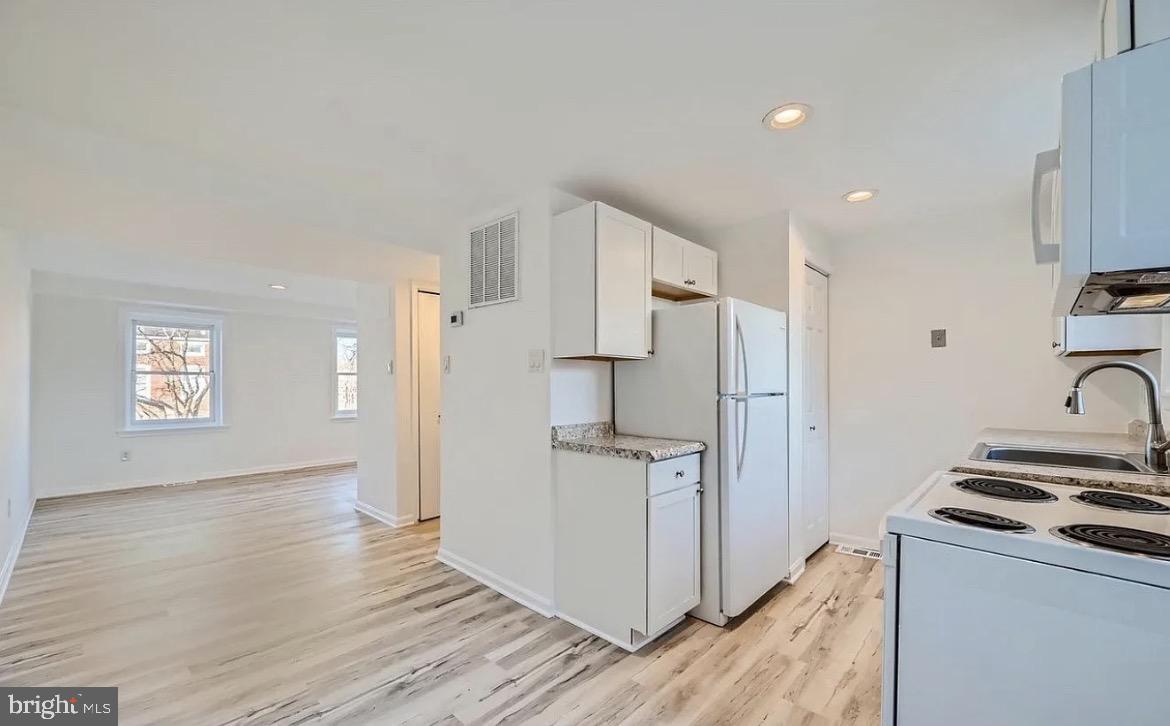 21 S CARROLLTON AVENUE