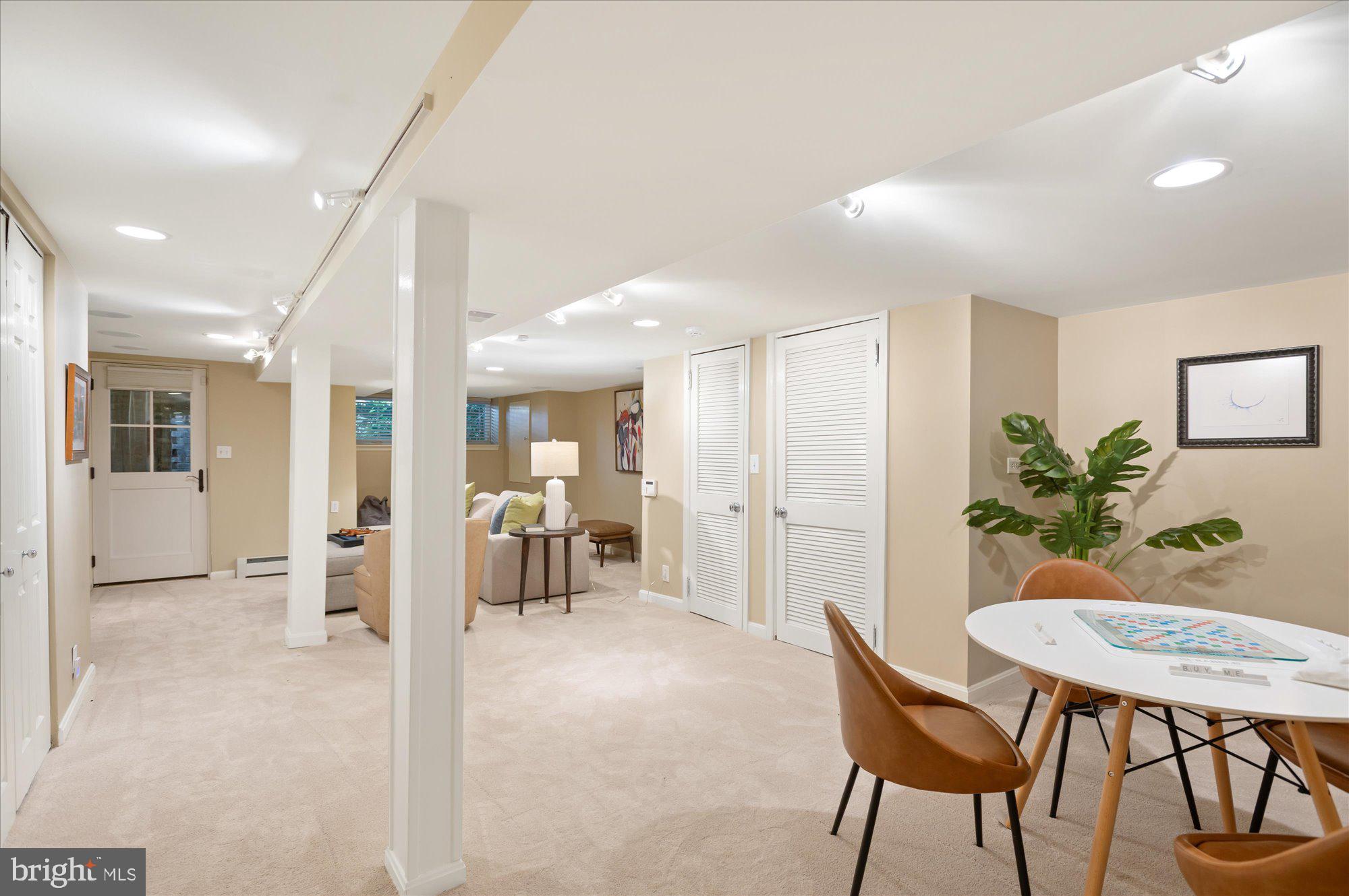 GEORGETOWN - Residential