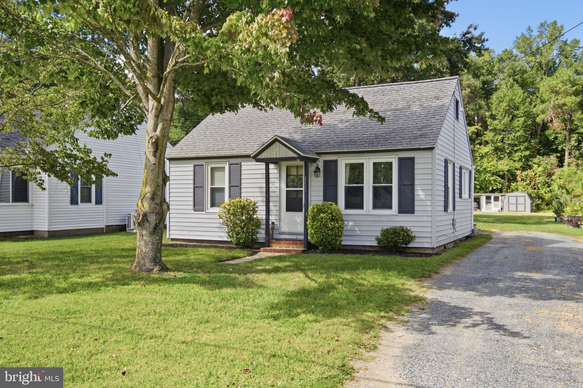 1115 MARKET STREET