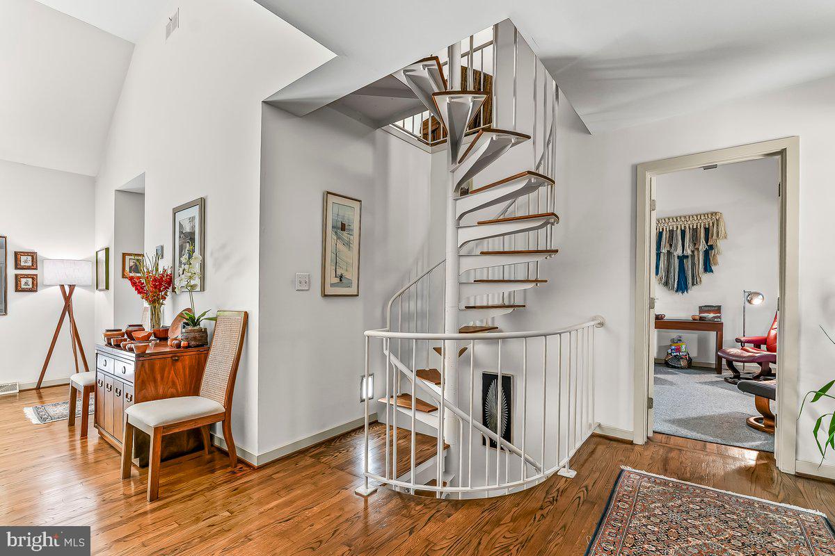 SOUTHRIDGE - Residential