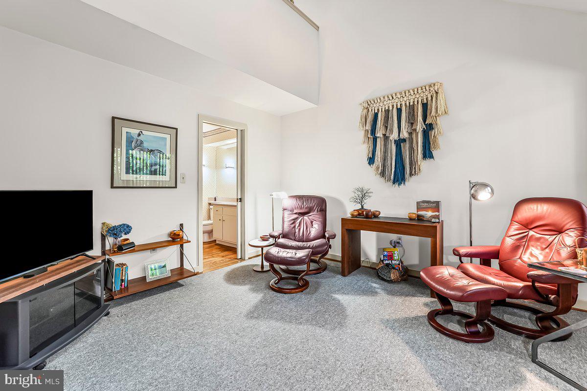 SOUTHRIDGE - Residential