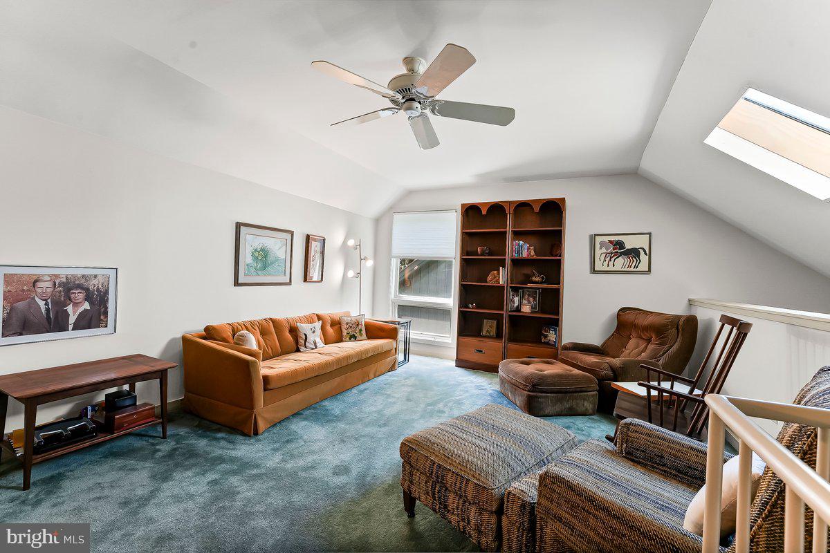 SOUTHRIDGE - Residential