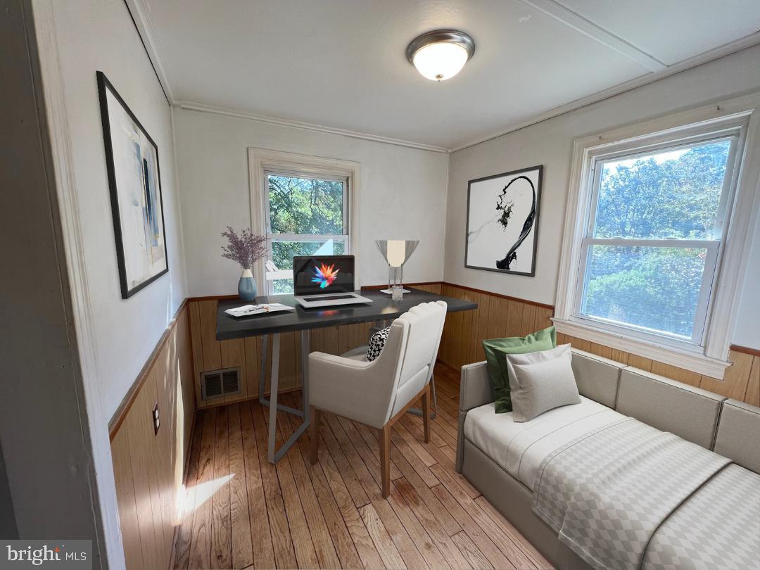 LANDOVER HILLS - Residential