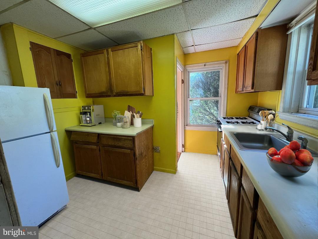 LANDOVER HILLS - Residential