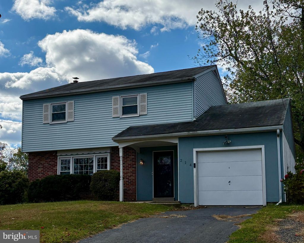 Photo of 214 Surrey Road, CHALFONT, PA 18914 (MLS # PABU2107954)
