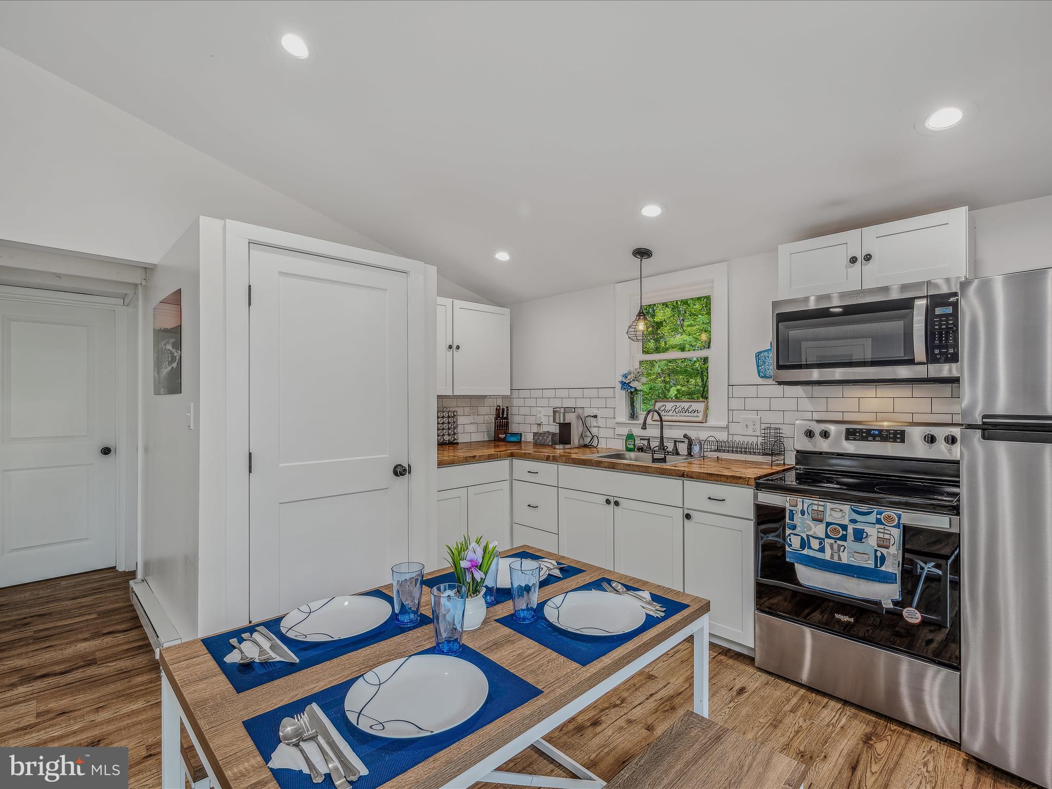 SLEEPY HOLLOW - Residential