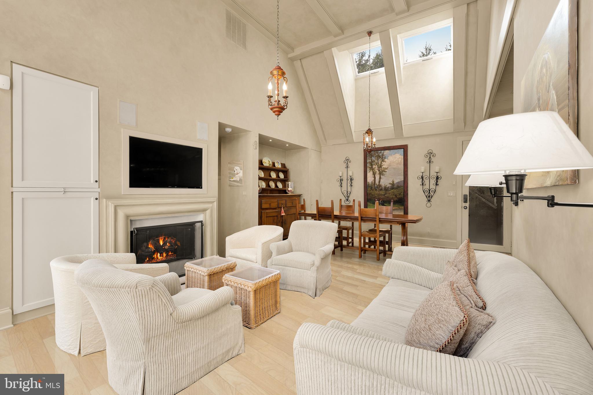 WESLEY HEIGHTS - Residential