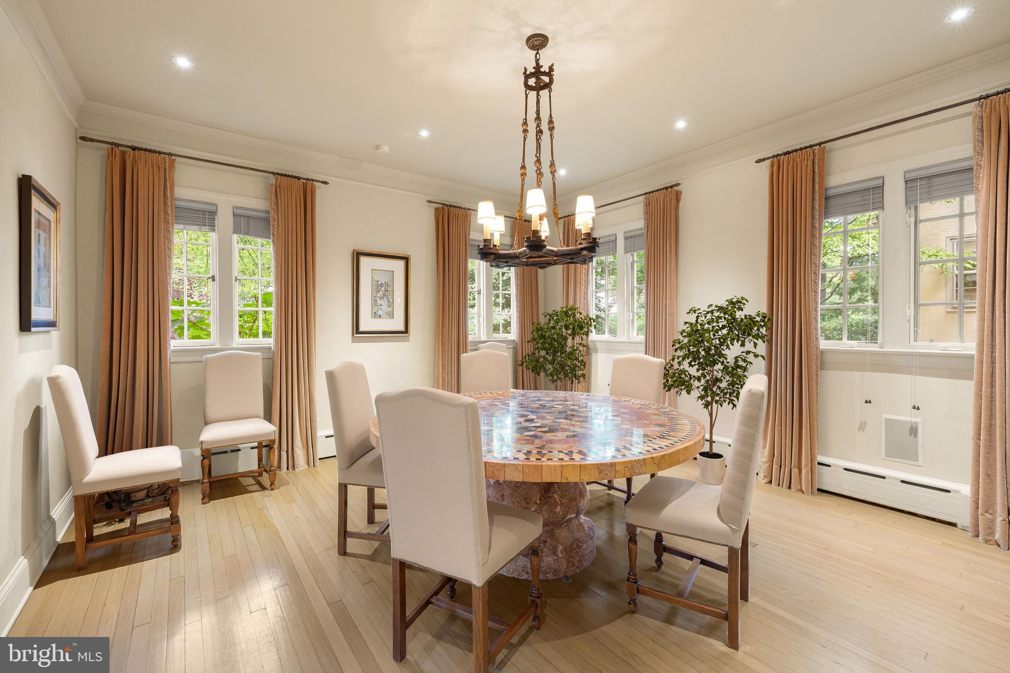 WESLEY HEIGHTS - Residential