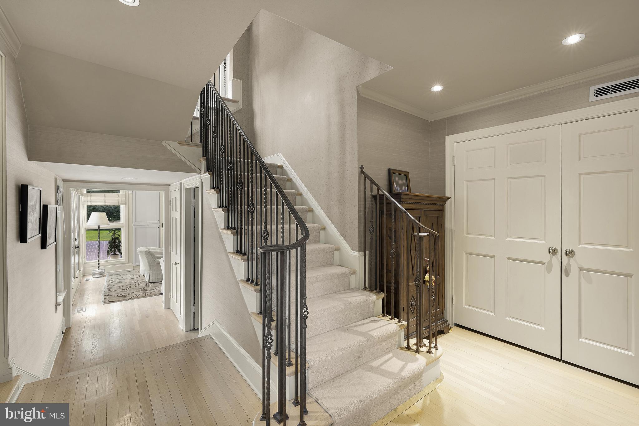 WESLEY HEIGHTS - Residential