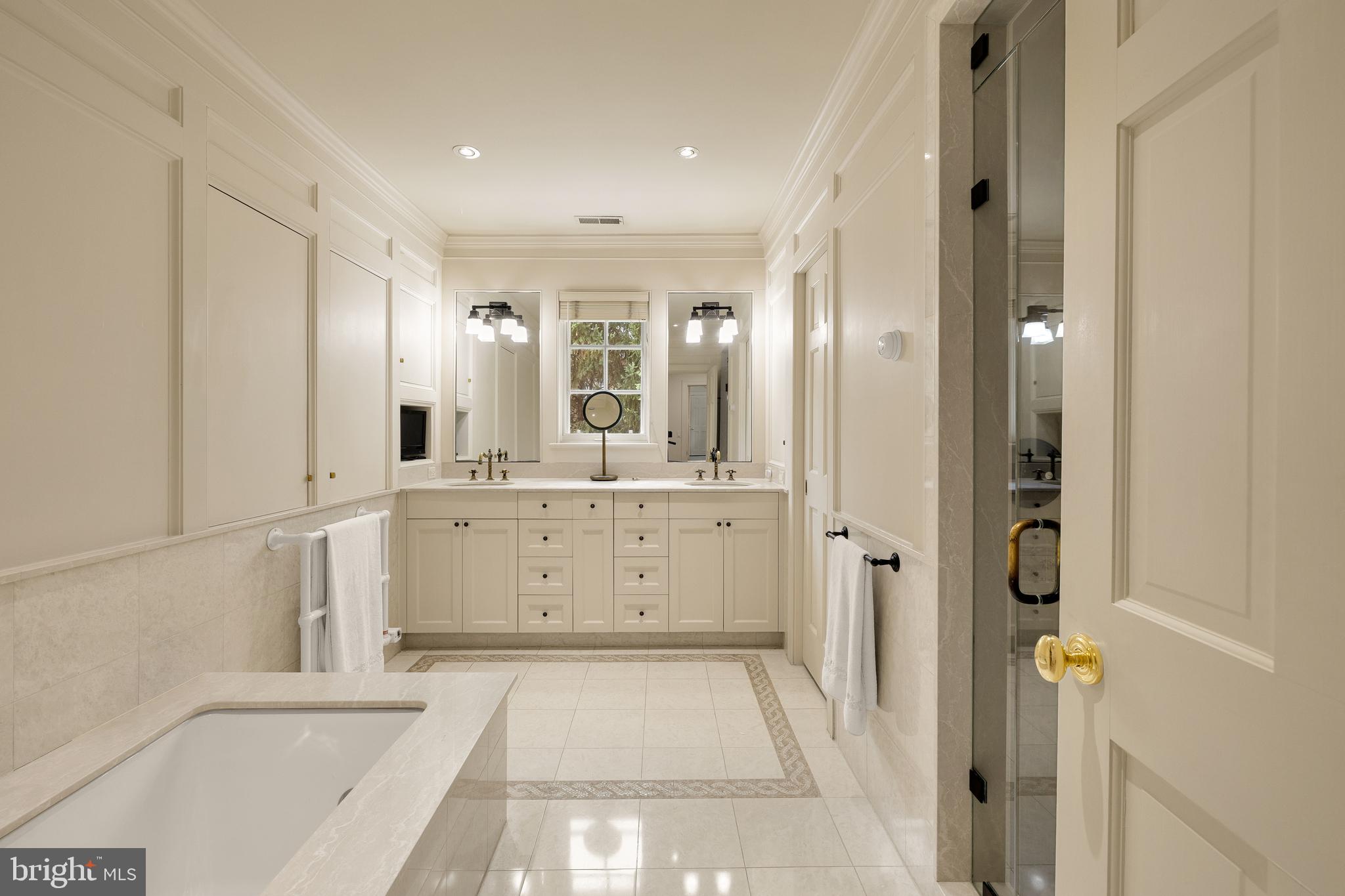 WESLEY HEIGHTS - Residential